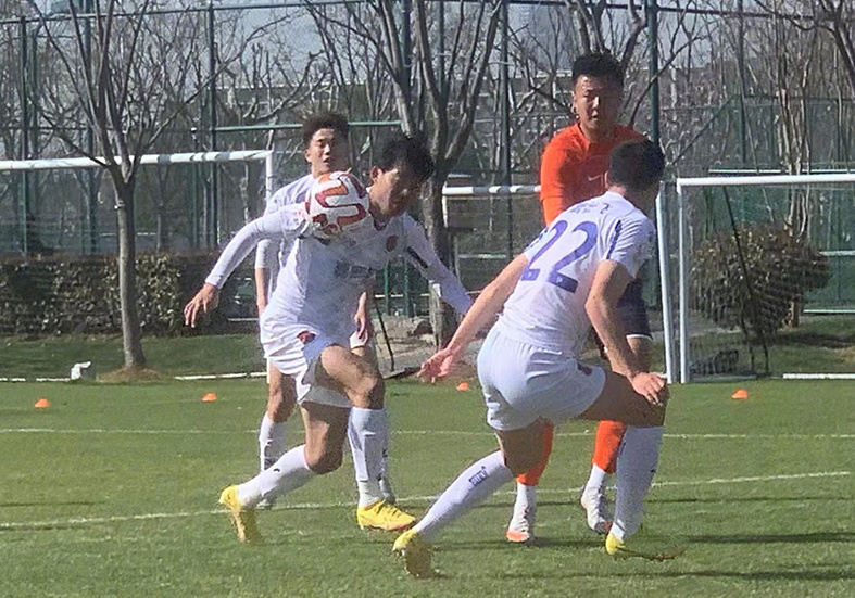 冲刺阶段武汉三镇战术微调:欧篮联节点到来;质疑声仍在;团队化学反应显著 冲刺阶段武汉三镇战术微调:欧篮联节点到来;质疑声仍在;团队化学反应显著