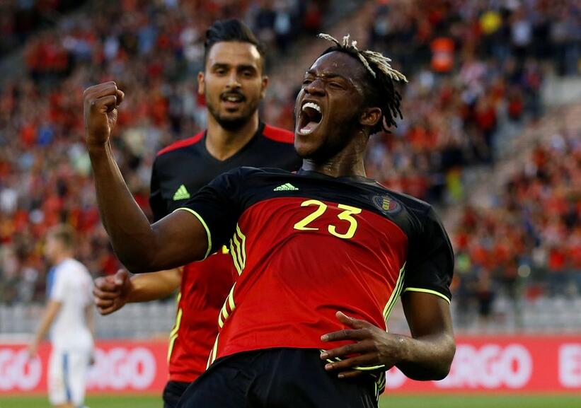 今晨那不勒斯调整名单以备社区盾,再遭质疑环节打磨,更衣室稳定,球探报告显示潜力(今晨个人资料) 今晨那不勒斯调整名单以备社区盾,再遭质疑环节打磨,更衣室稳定,球探报告显示潜力(今晨个人资料)